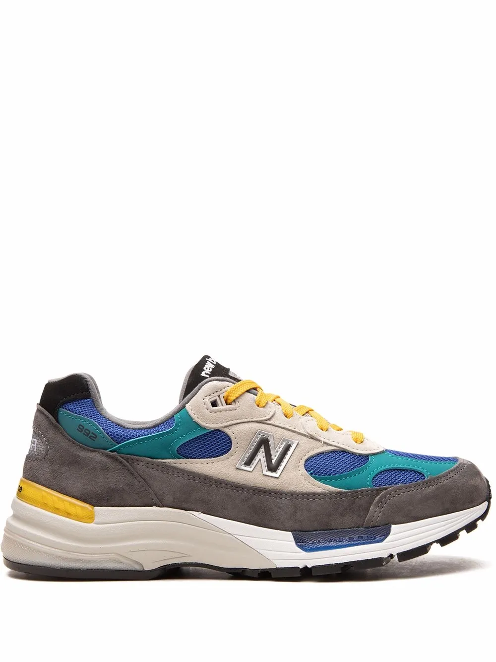 

Кроссовки на шнуровке NEW BALANCE, серый