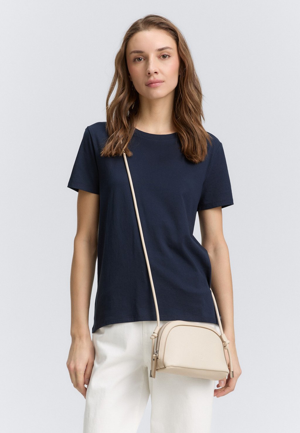 

Сумка через плечо MADELYN MIT KORDELRIEMEN TOM TAILOR DENIM, белый