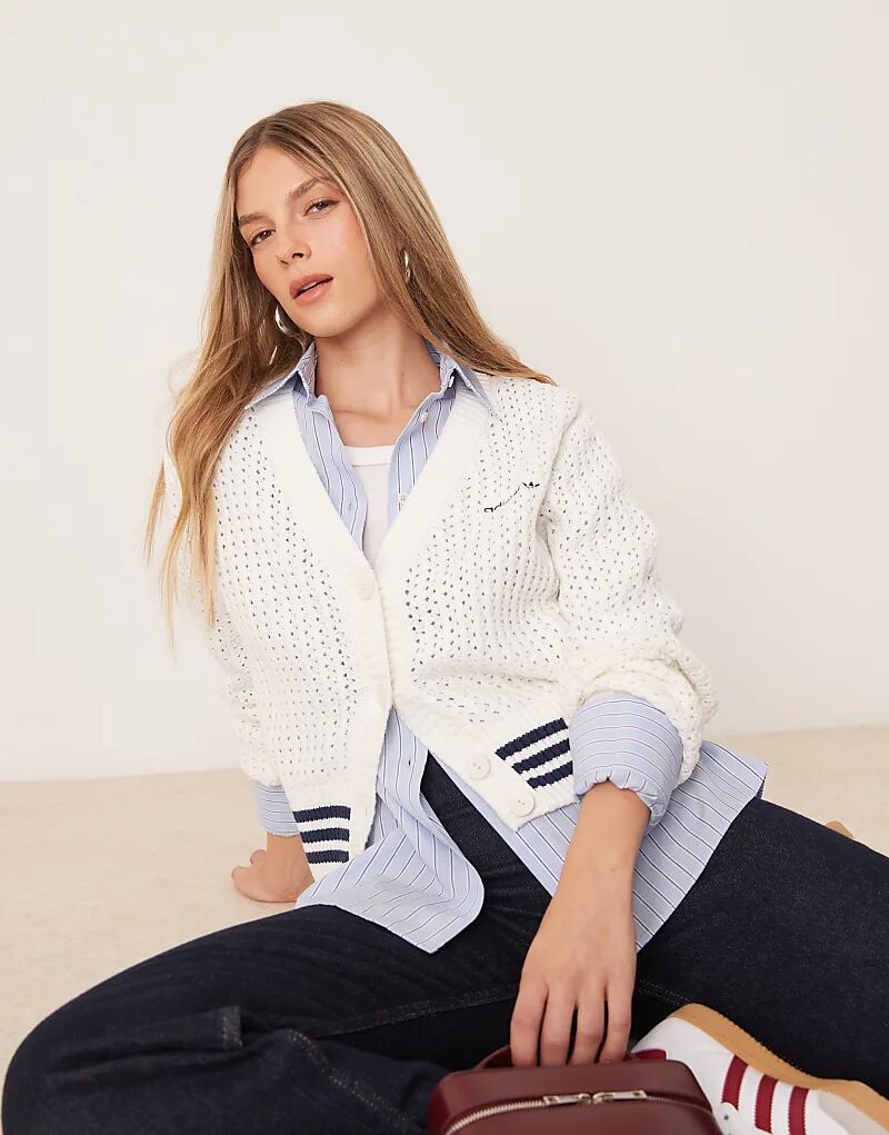 

Вязаный кардиган в оттенке белого adidas Originals