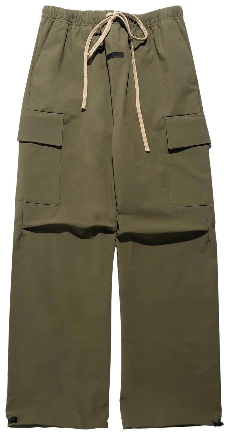 

Брюки Fear of God Essentials Bonded Nylon Field Pant 'Military', зеленый