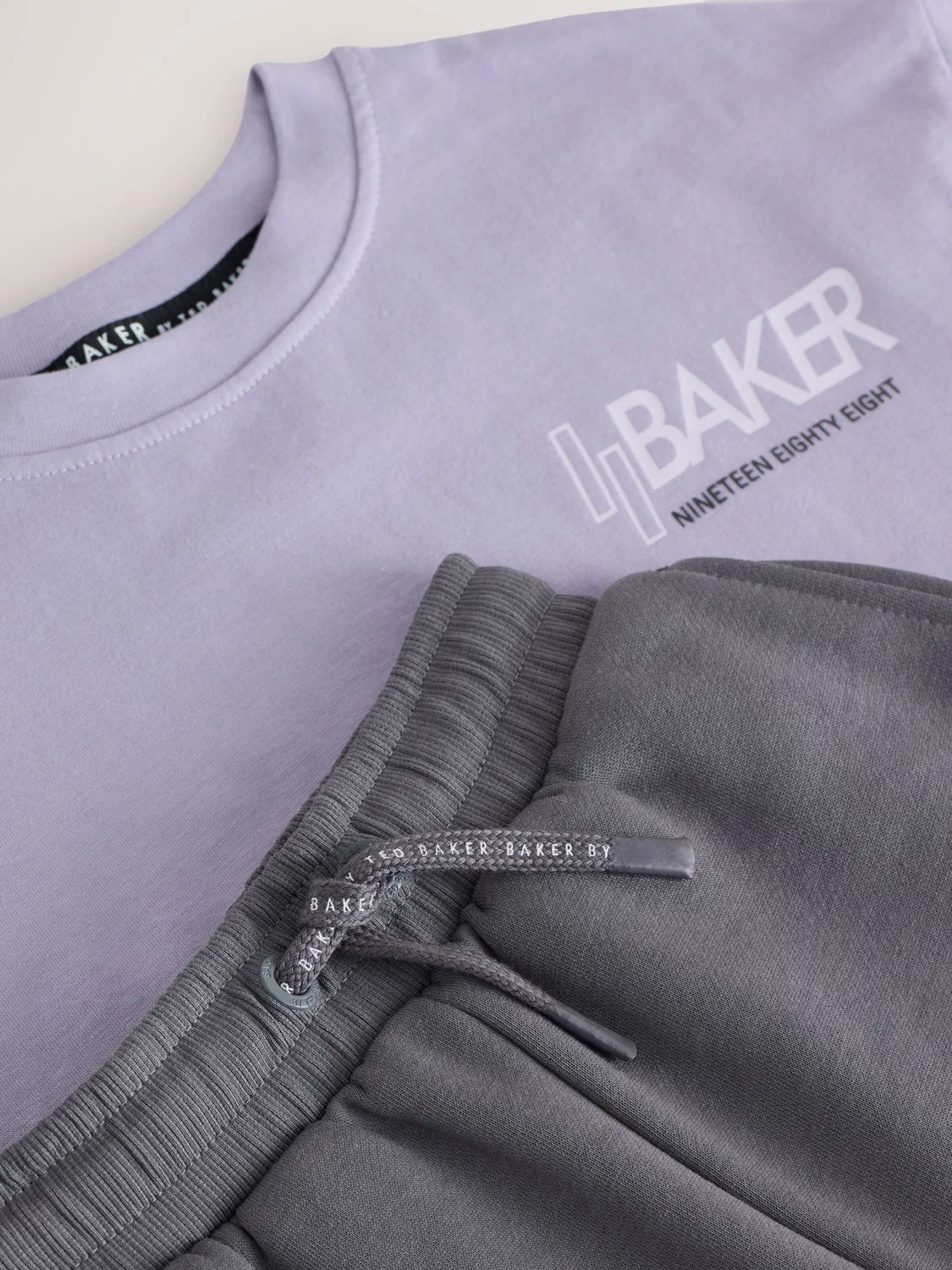 Комплект одежды Baker by Ted Baker в темно-сером и сиреневом цветах — фото 3