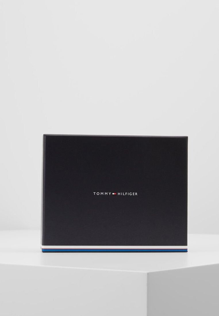 

Кошелек Johnson Tommy Hilfiger, черный
