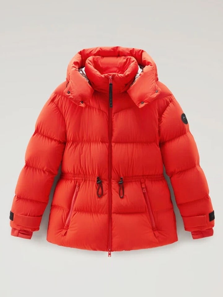 

Пуховик Woolrich, красный