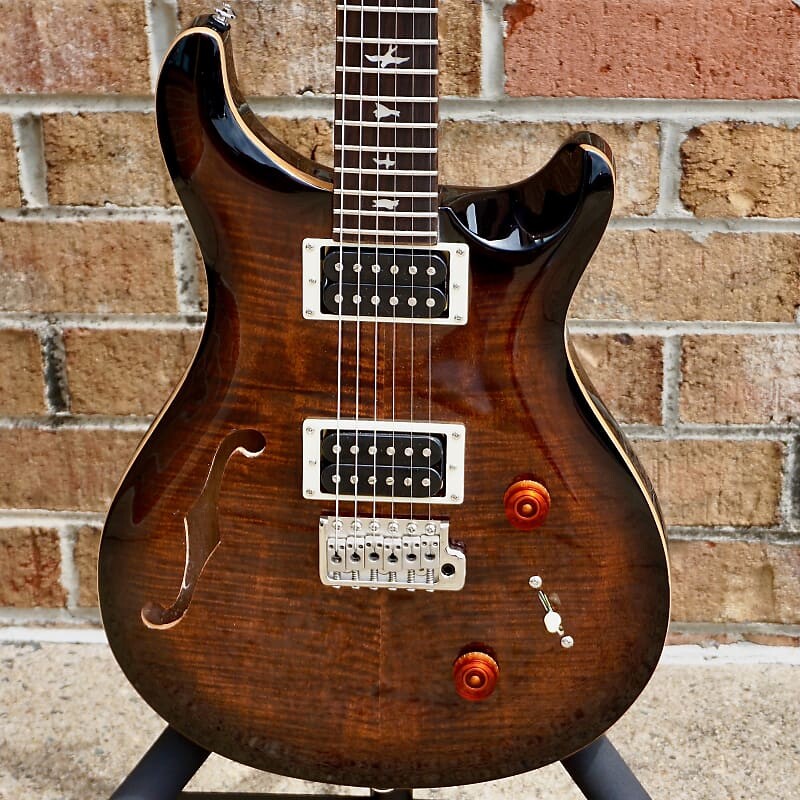 

Электрогитара PRS SE Custom 22 Semi-Hollow Black Gold Burst