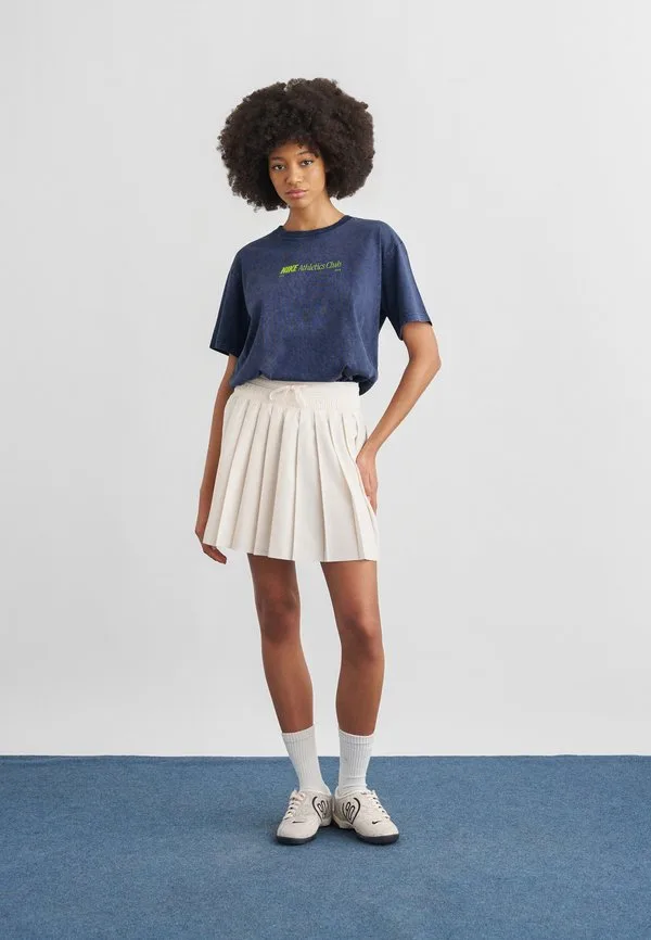 Футболка с принтом в стиле университетской формы Nike Sportswear, Midnight Navy — фото 2