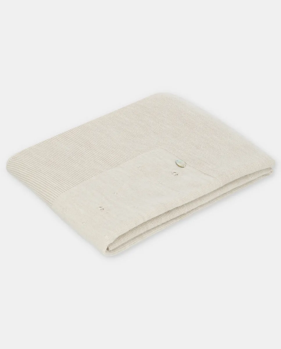 

Вязаная детская шапочка цвета песка Martín Aranda