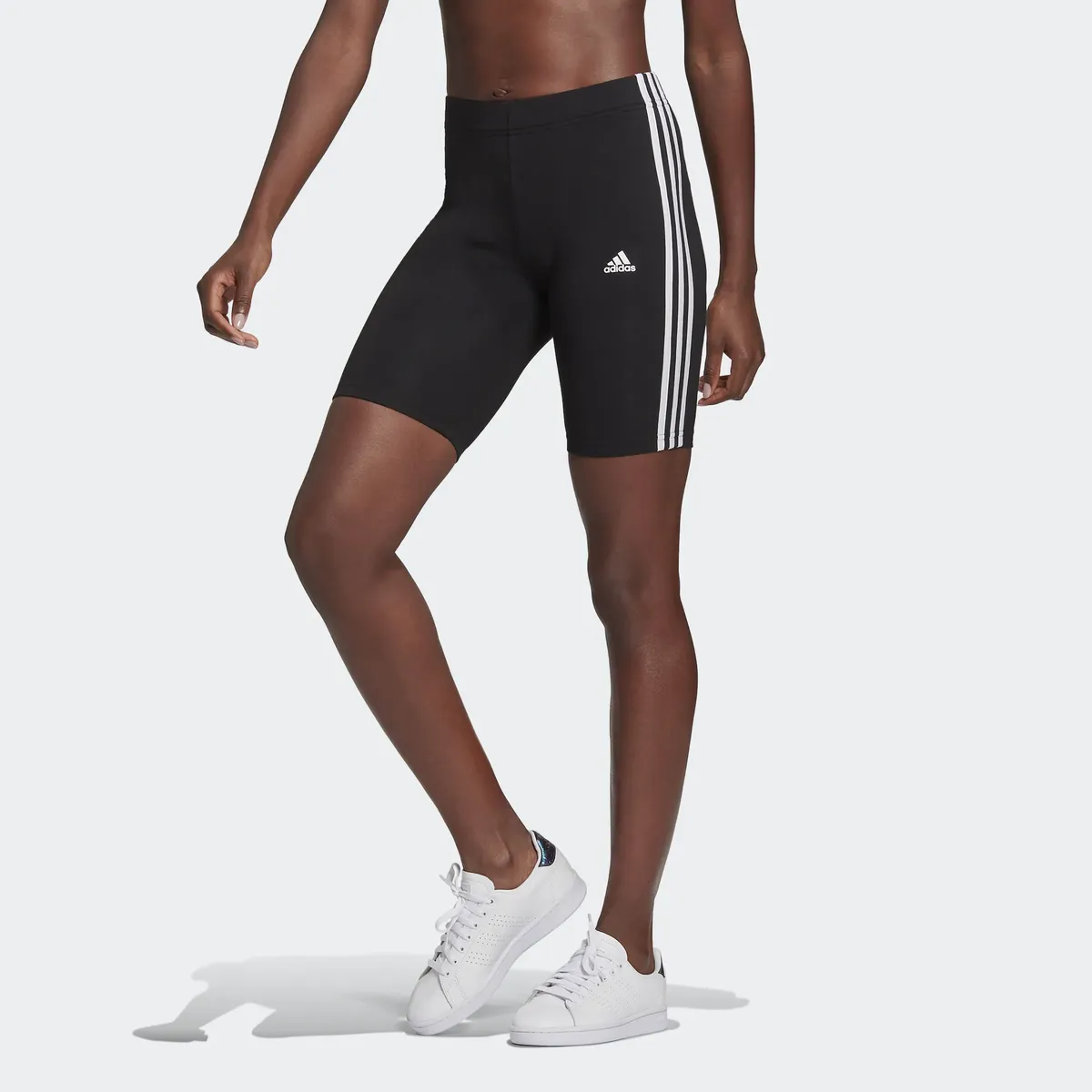 

Спортивные шорты adidas "ESSENTIALS 3-STRIPES SHORT TIGHT" (1 шт.) Adidas Sportswear, белый