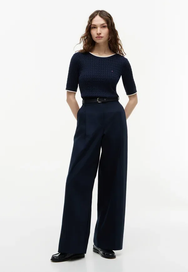 Джемпер Tommy Hilfiger Fine cable boat neck, темно-синий — фото 2
