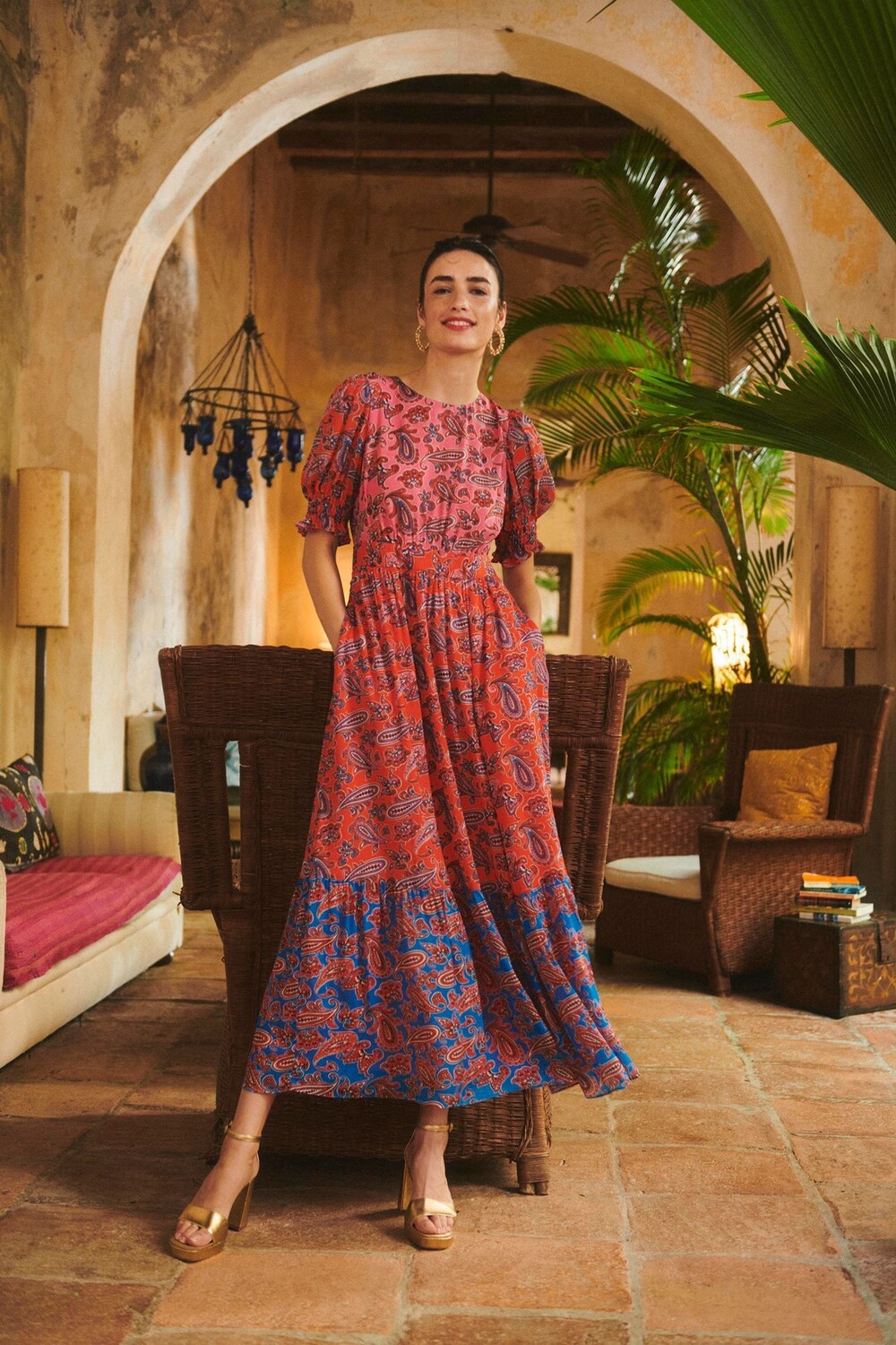 

Платье макси со сборками на манжетах Boden, розовый