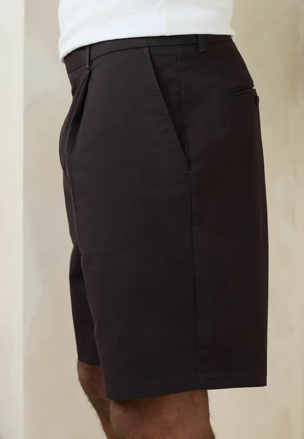 Шорты Next, Regular fit pleated smart chino shorts, темно-коричневый — фото 2