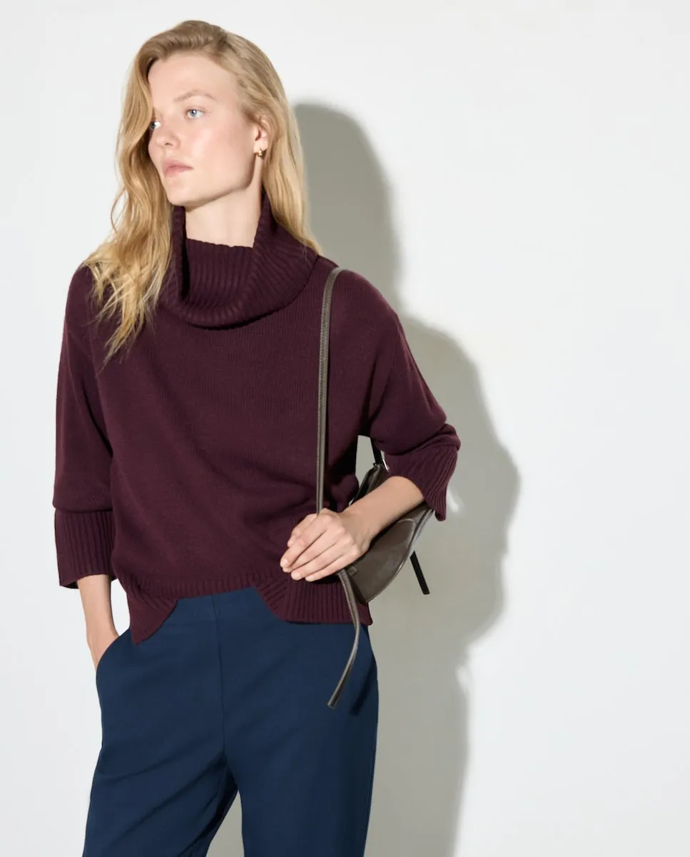 

Женский свитер крупной вязки с высоким воротником Woman El Corte Inglés, баклажановый