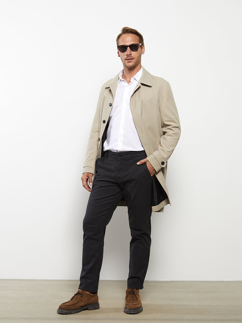 

Текстурированные мужские брюки узкого кроя LCWAIKIKI Classic, новый черный