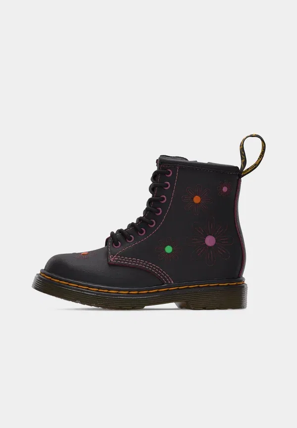 Ботинки Dr. Martens 1460 8 eye boot lace up ankle boots, черный/пыльно-розовый — фото 2