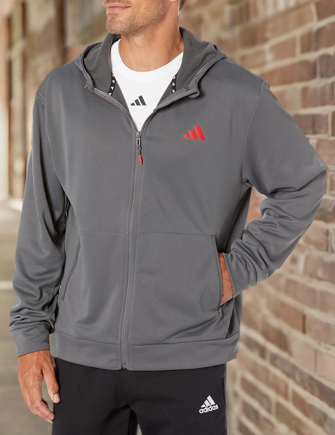Куртка тренировочная adidas, цвет Grey/Better Scarlet — фото 4