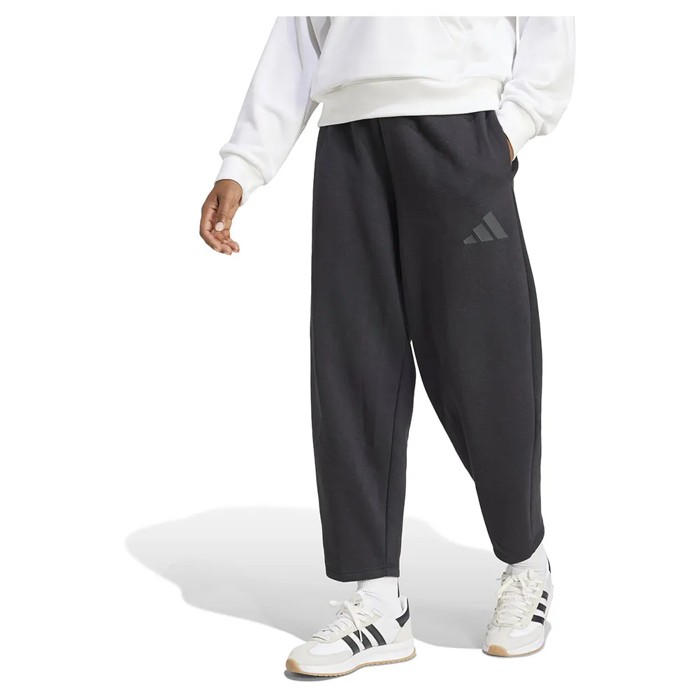 

Брюки adidas Essentials Contemporary Logo Fleece Barrel, черный