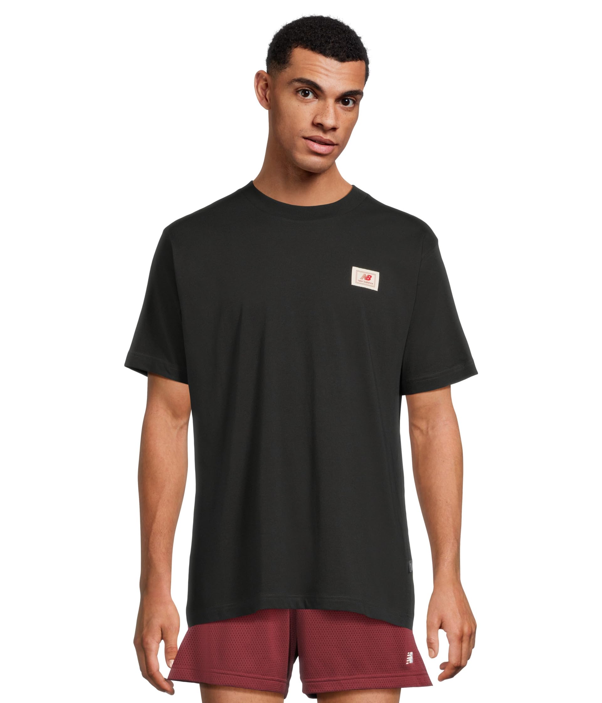 

Футболка New Balance Woven Label T-shirt, черный