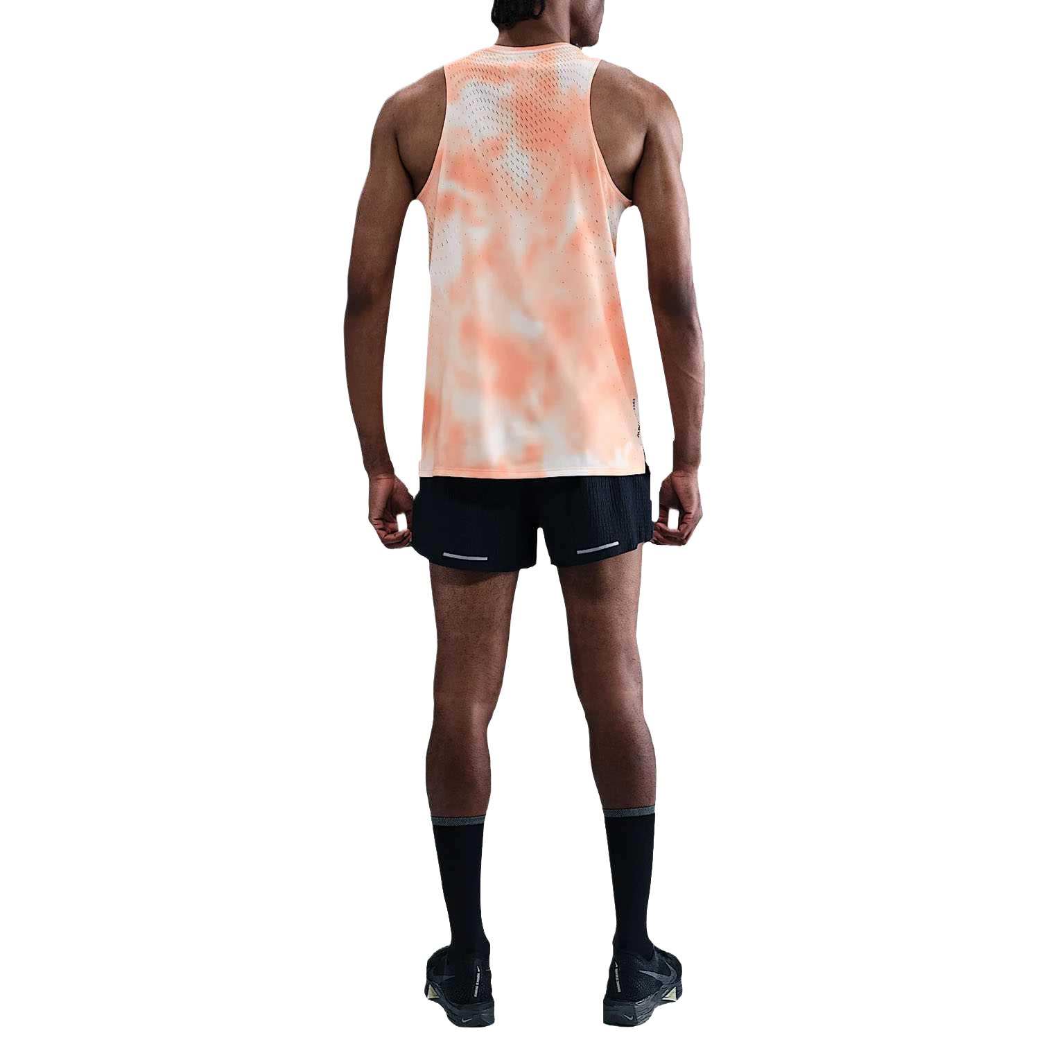 Мужская беговая майка Running Division Breathe Dri-FIT Adv Nike, оранжевый-844 — фото 4