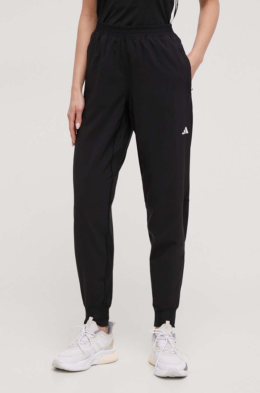 

Приобретите беговые брюки Run adidas Performance, черный