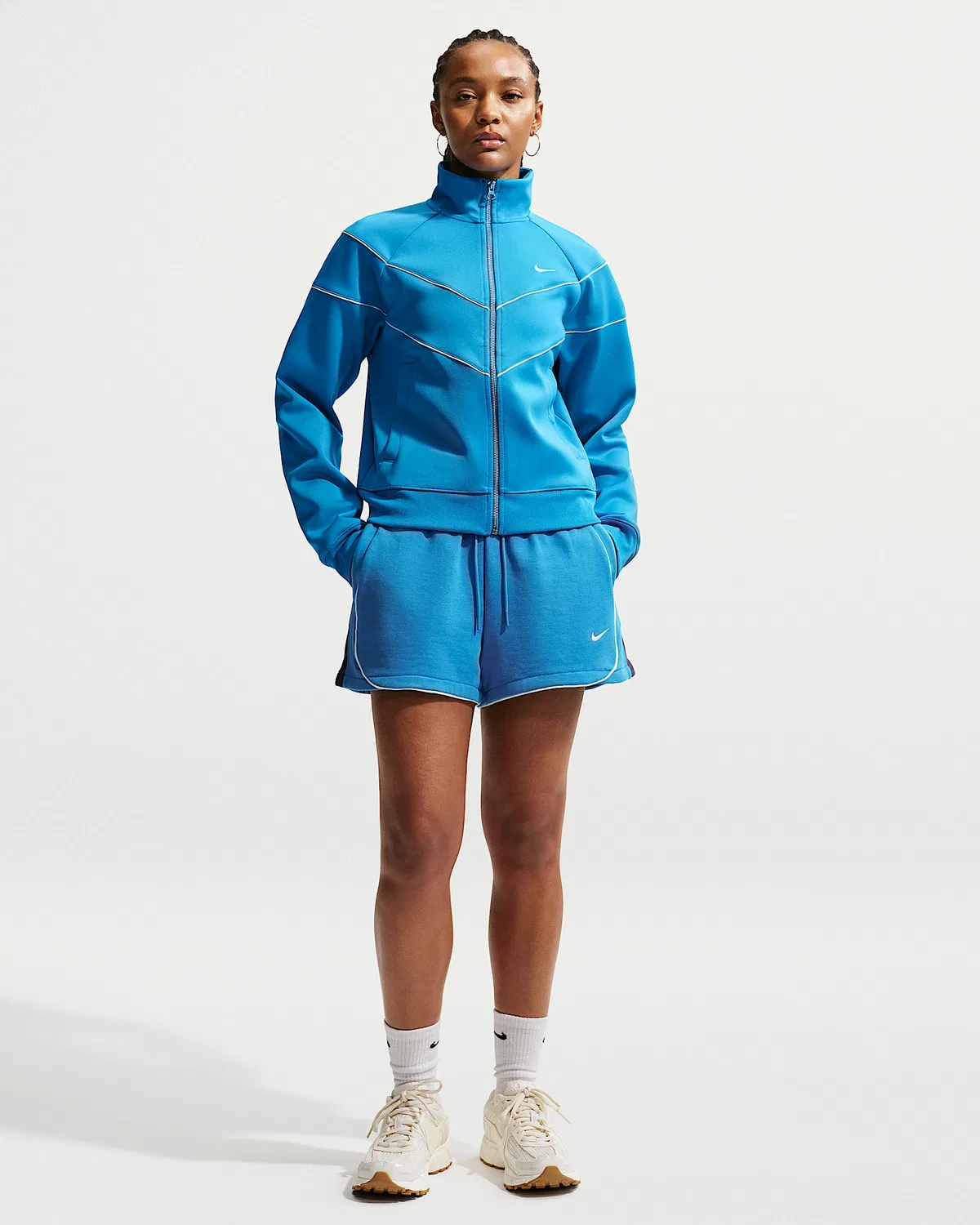 Женские свободные шорты Nike Sportswear из флиса, средней посадки, длина 3", Light Photo Blue/Midnight Navy/Sail/Sail