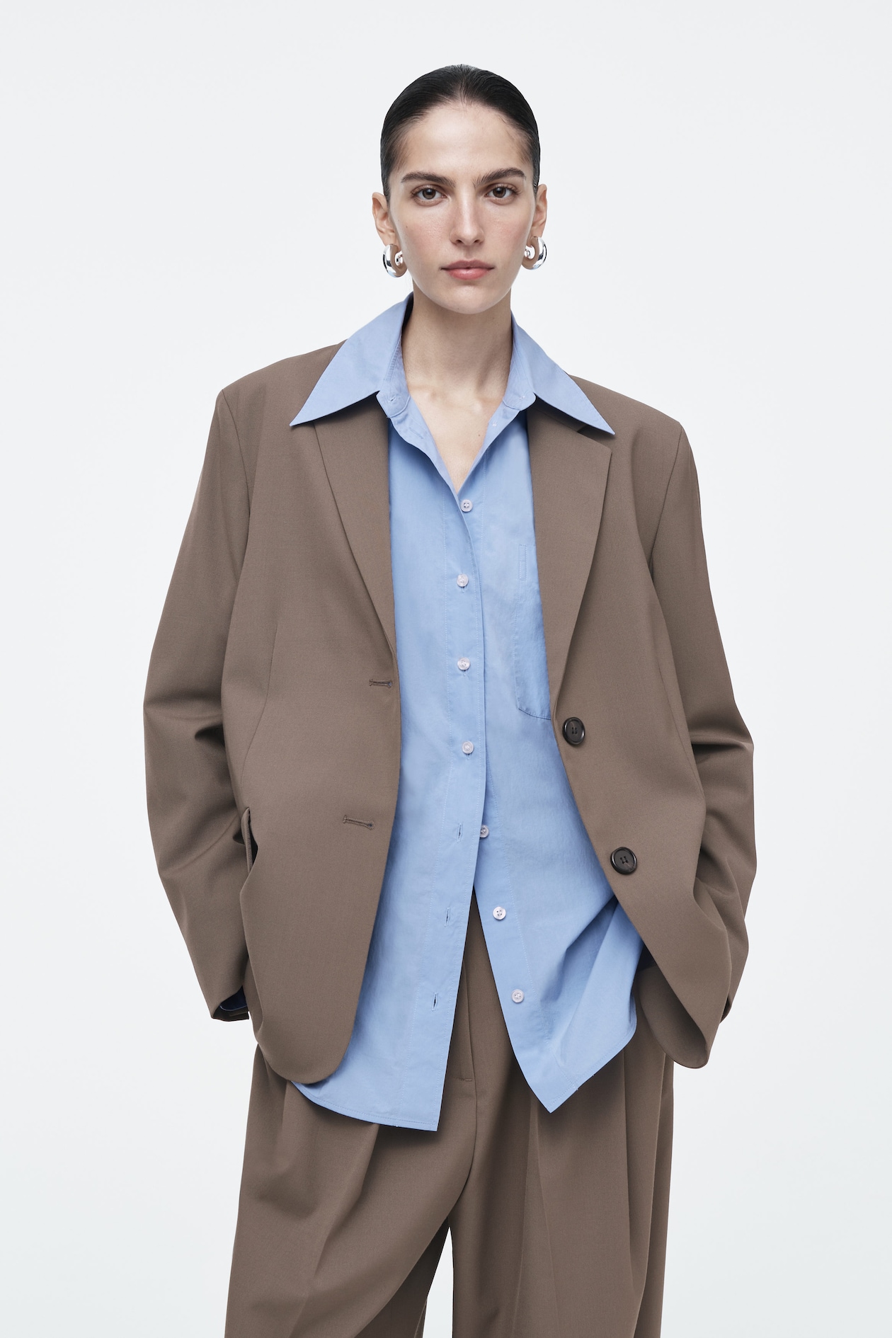

Однобортный шерстяной пиджак-relaxed fit COS, коричневато-серый