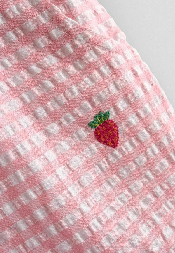 Шорты прямого кроя с фестончатым краем и вышивкой. Jojo Maman Bébé, Pink Strawberry — фото 3