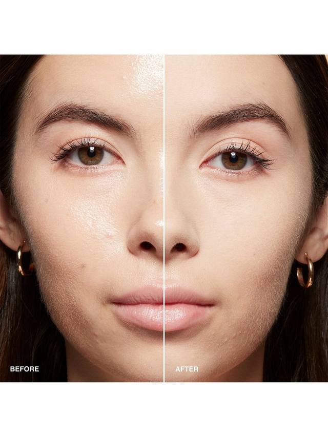 Пудра компактная с полупрозрачным финишем Bobbi Brown, Pale Yellow — фото 3
