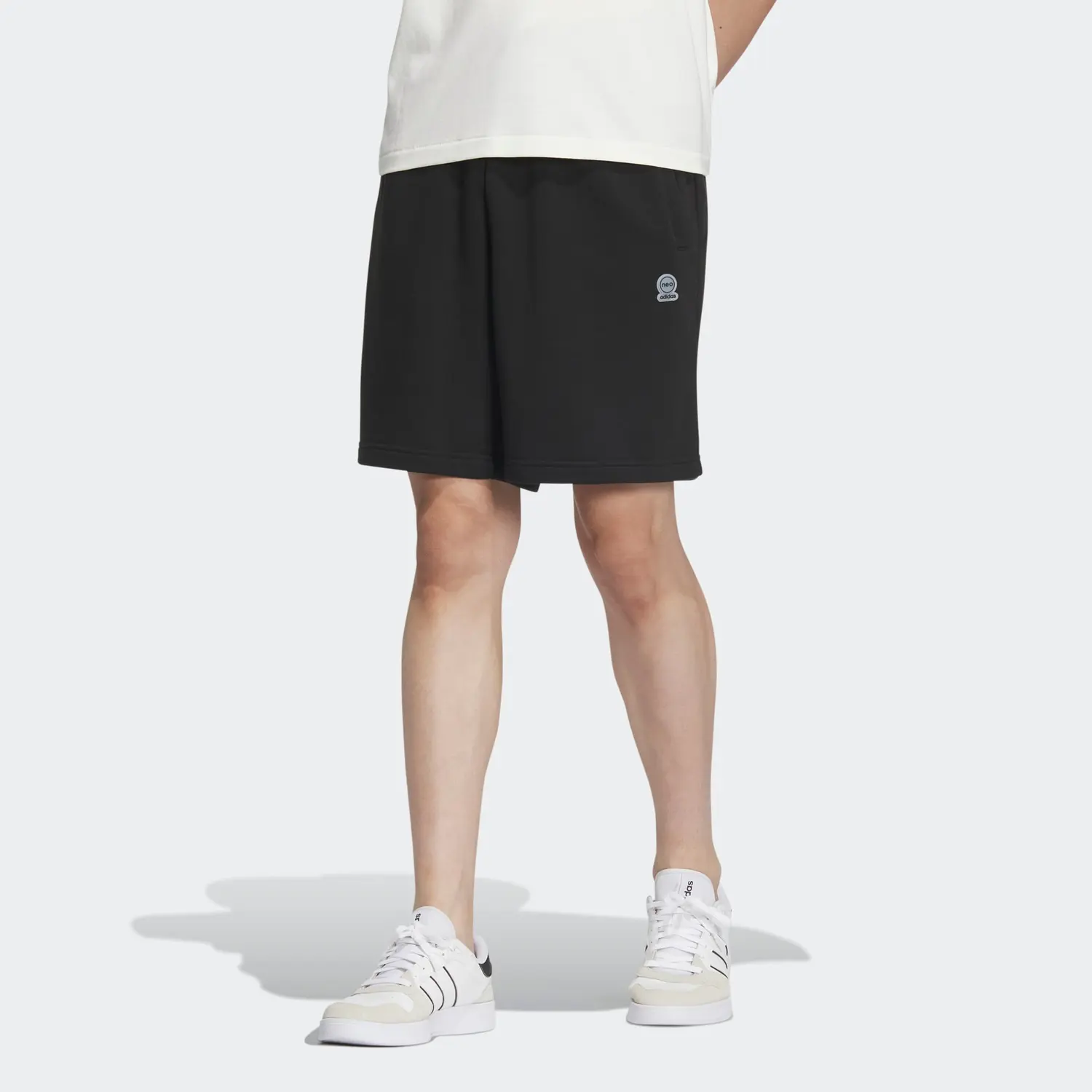 Повседневные шорты унисекс черные Adidas Neo — фото 3