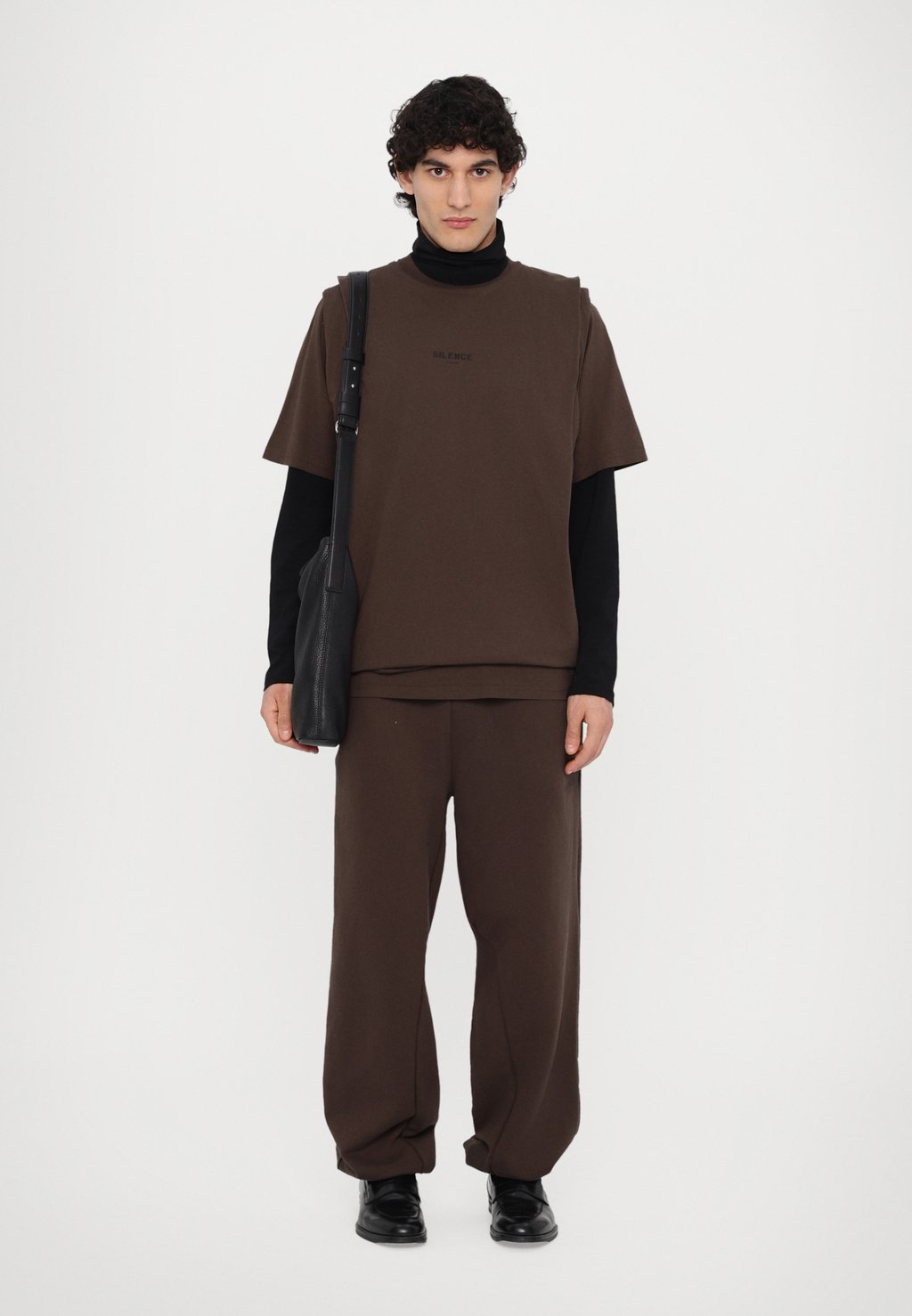 

Спортивные штаны REGULAR PANTS UNISEX Han Kjøbenhavn, темно-коричневый