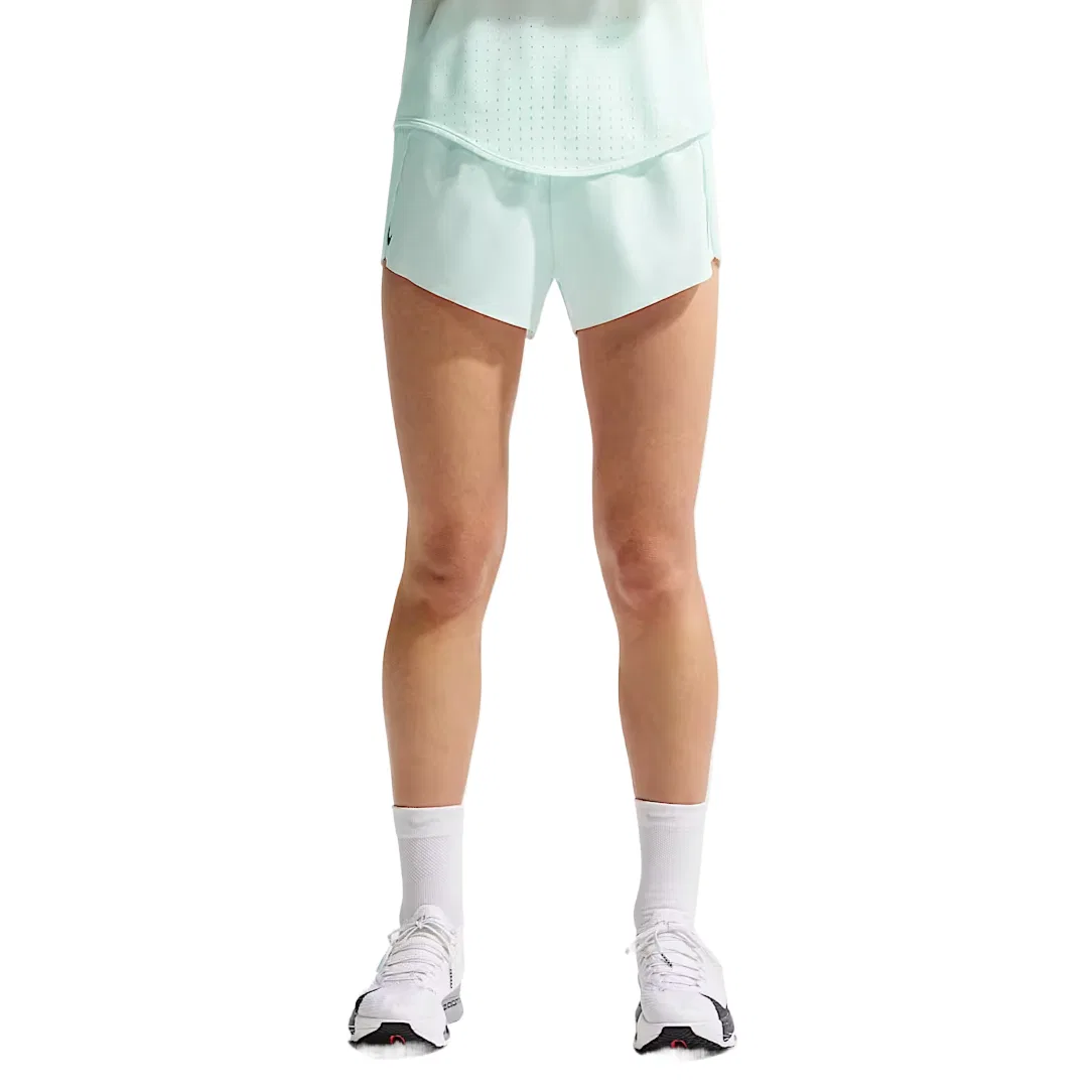 Женские беговые шорты AEROSWIFT Nike, Light Green/Black