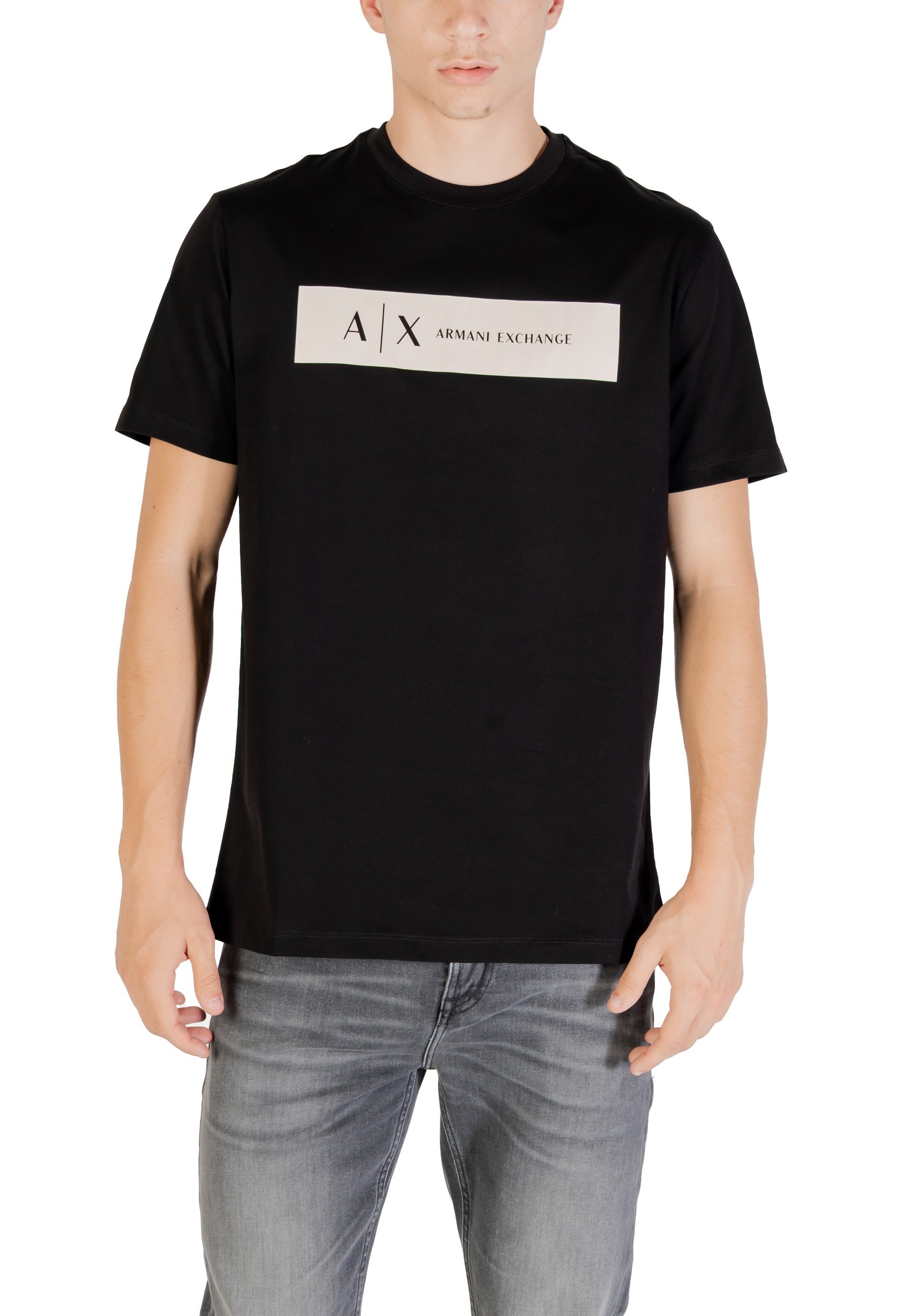 

Футболка Armani Exchange, черный