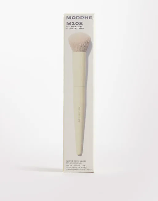 Скошенная кисть для тонального крема Morphe Buttery Blends M108