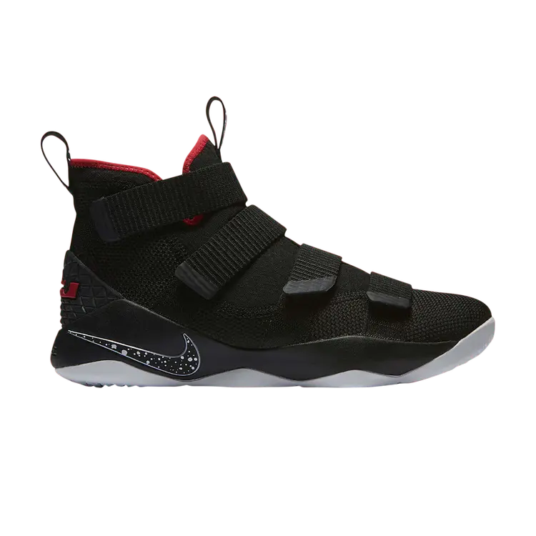 

Кроссовки Nike LeBron Soldier 11 'Bred', черный