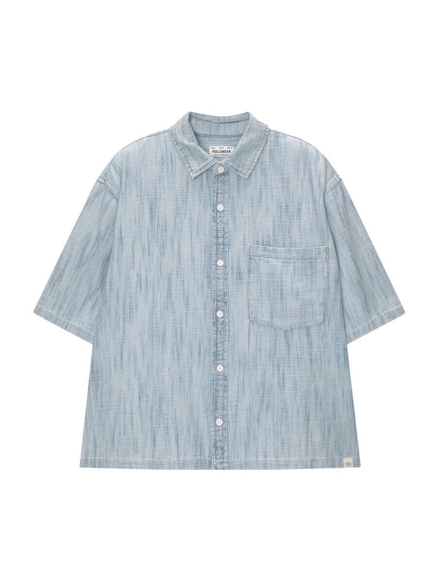 

Повседневная рубашка Pull&Bear Regular fit Button Up Shirt, светло-синий