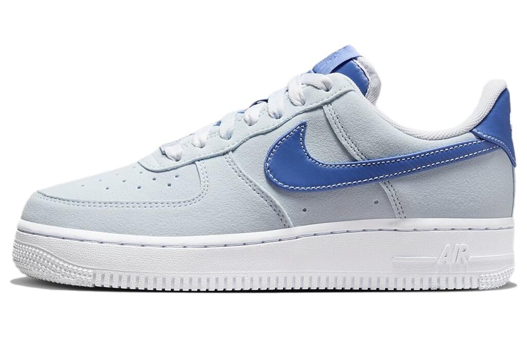 Женские кроссовки для скейтбординга Nike Air Force 1 Low, цвет blue tone/white/disco purple/polar
