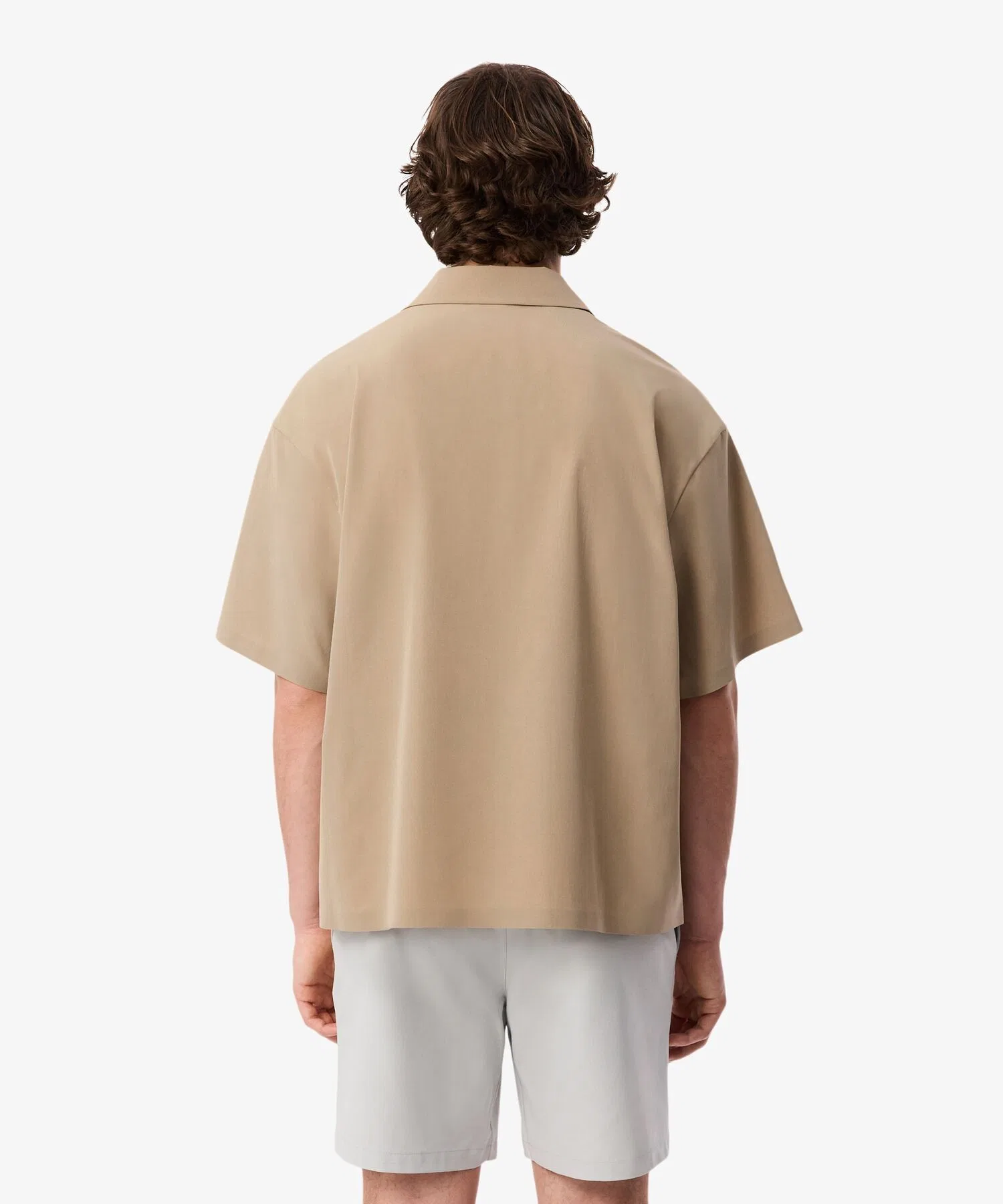 Мужская ветрозащитная рубашка Lacoste свободного кроя бежевая — фото 4