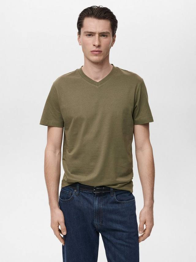 

Футболка с V-образным вырезом Chelsea Cotton Regular Fit Mango, Dark Green