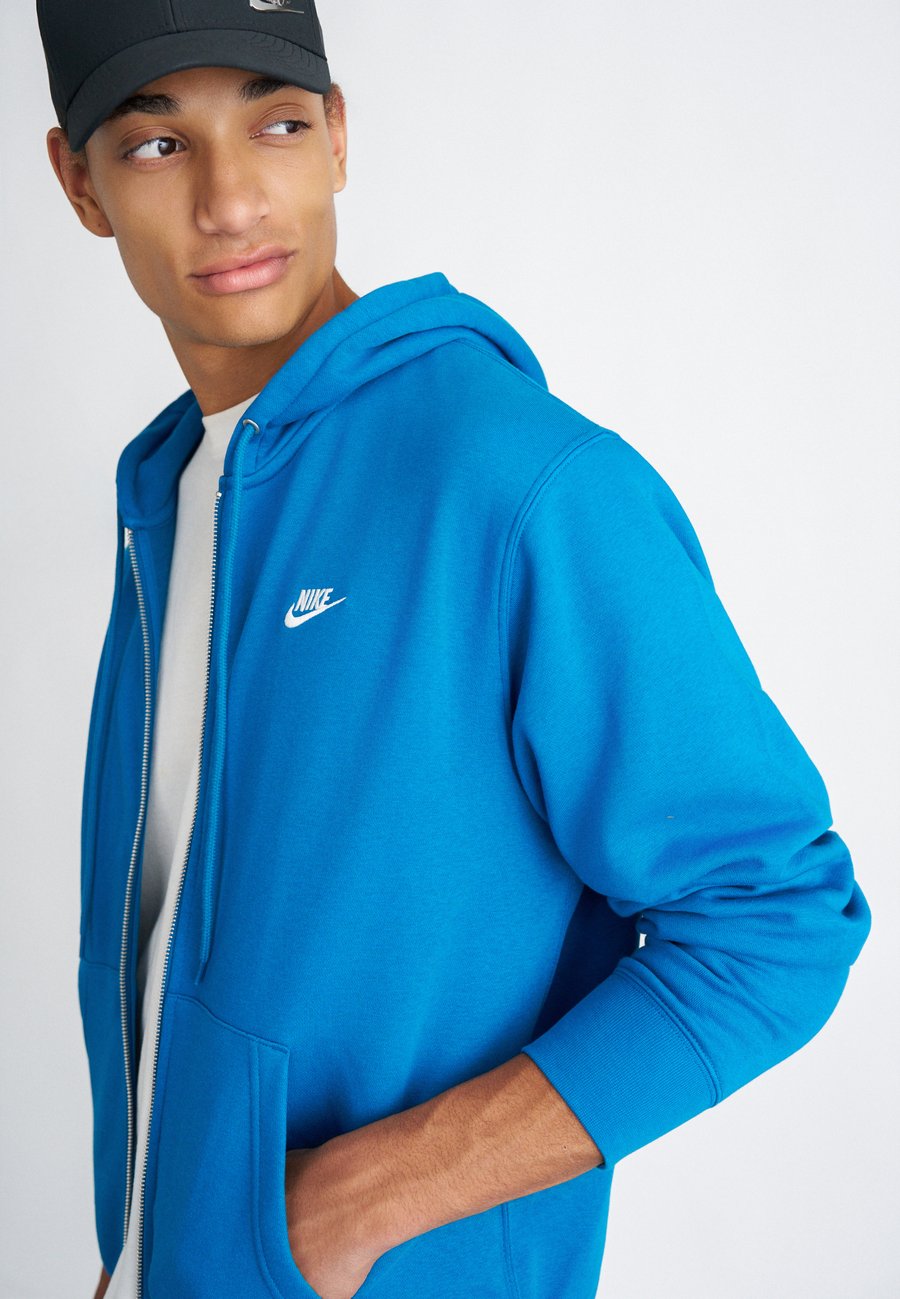 

Толстовка Nike Sportswear Zip-up sweatshirt, Green Abyss/White/Green