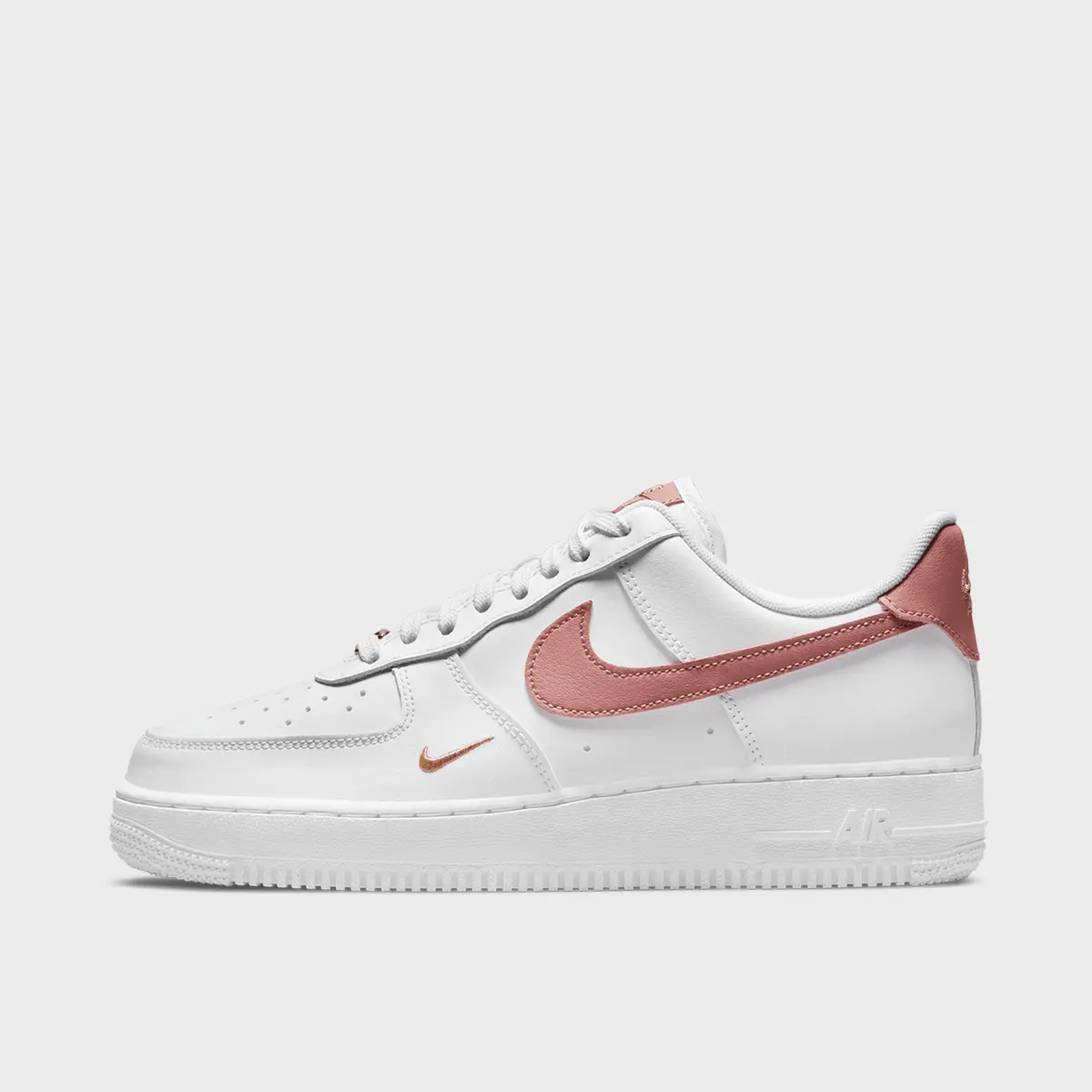 

Кроссовки Nike WMNS Air Force 1 '07 ESS, белый/розовый
