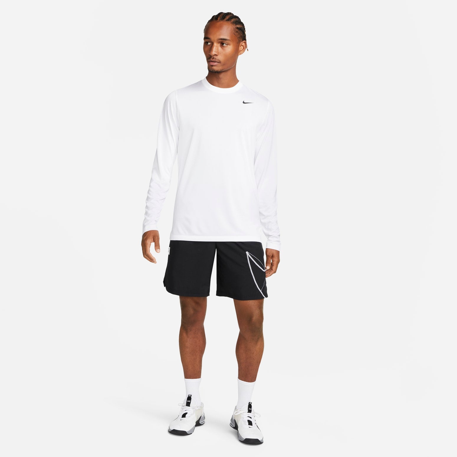 Футболка Nike Dri-FIT Legend Long-Sleeve Fitness T-Shirt 'White' — фото 3