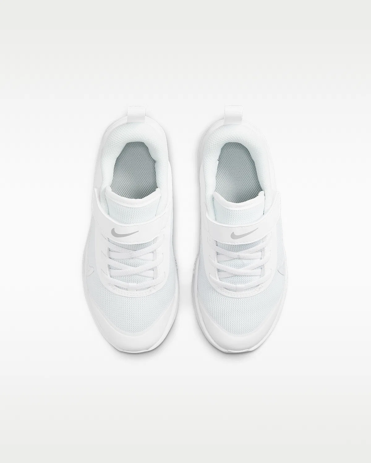 Детские кроссовки Nike Omni Multi-Court, White/Pure Platinum/White — фото 4