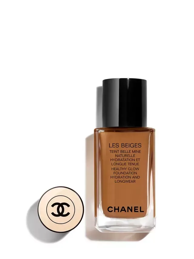 Тональный крем Les Beiges Healthy Glow: увлажнение и стойкость CHANEL, B130