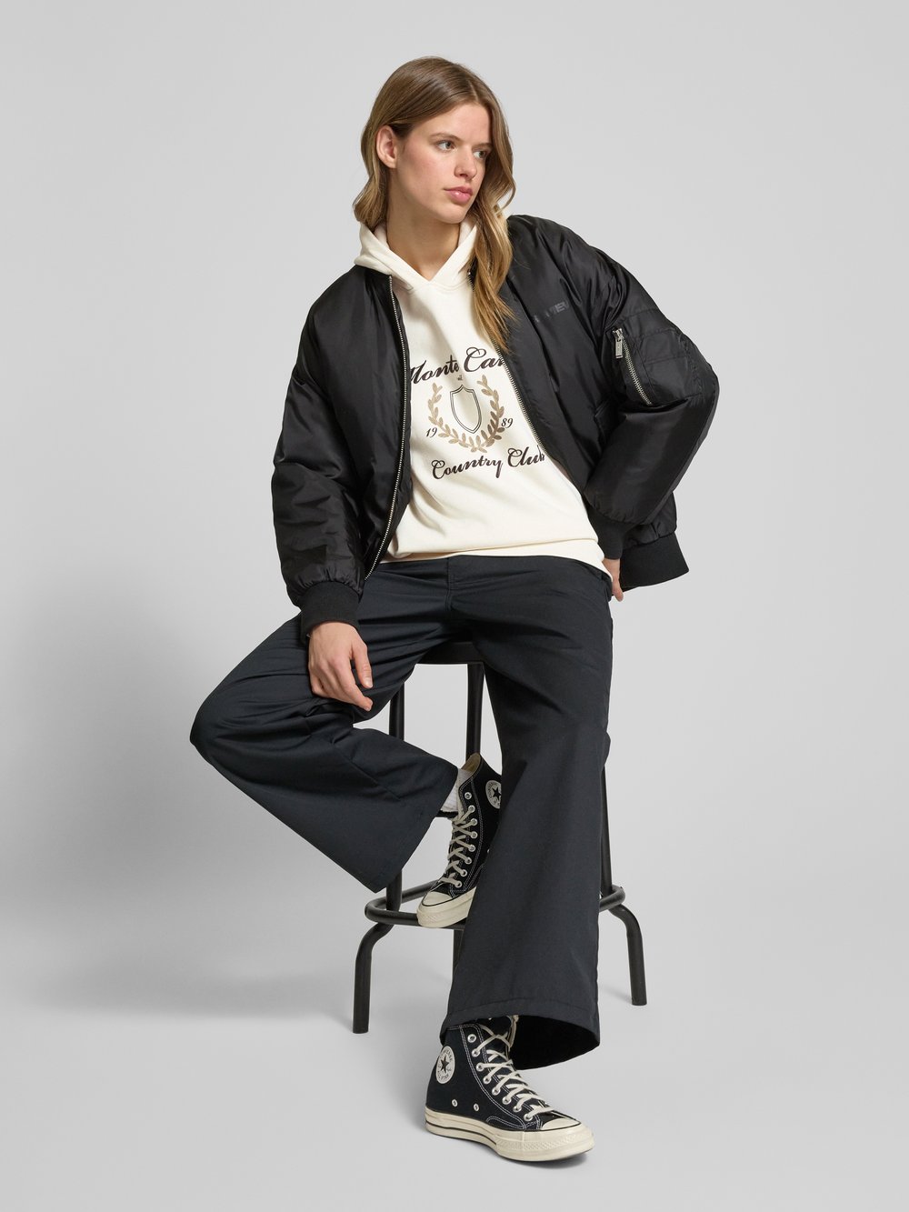 

Толстовка оверсайз с капюшоном Gina Tricot, кремовый