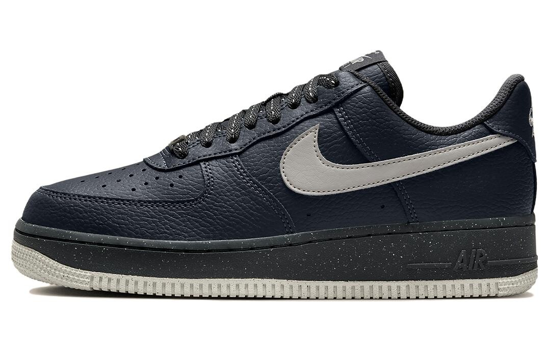 

Мужские кроссовки для скейтбординга Nike Air Force 1, Black/Gray