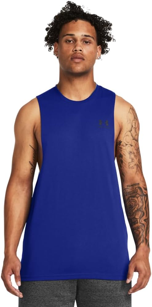 

Мужская спортивная футболка Under Armour с обрезанной левой частью груди, (400) Royal/Black, Черный, Мужская спортивная футболка Under Armour с обрезанной левой частью груди, (400) Royal/Black