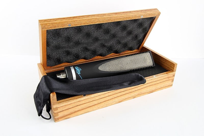 

Микрофон sE Electronics RNR1 Active Ribbon Microphone