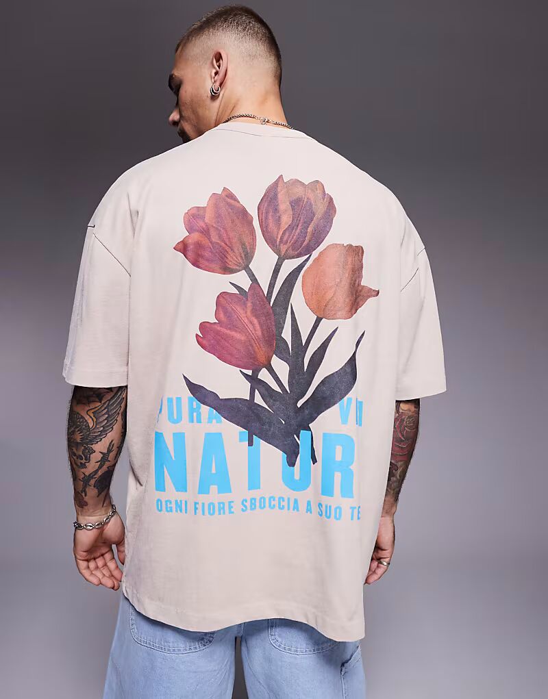 

Футболка свободного кроя ASOS DESIGN из плотной ткани плотностью 220 г/м² бежевого цвета с цветочным рисунком