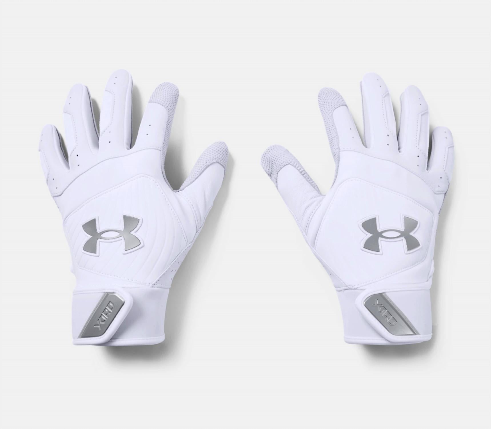 

Перчатки мужские Yard Batting в цвете белый/белый/стальной Under Armour