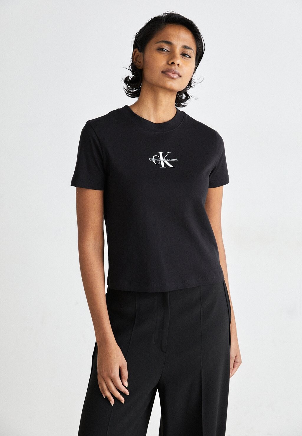 

Футболка с принтом MONOLOGO BABY TEE Calvin Klein Jeans, цвет black