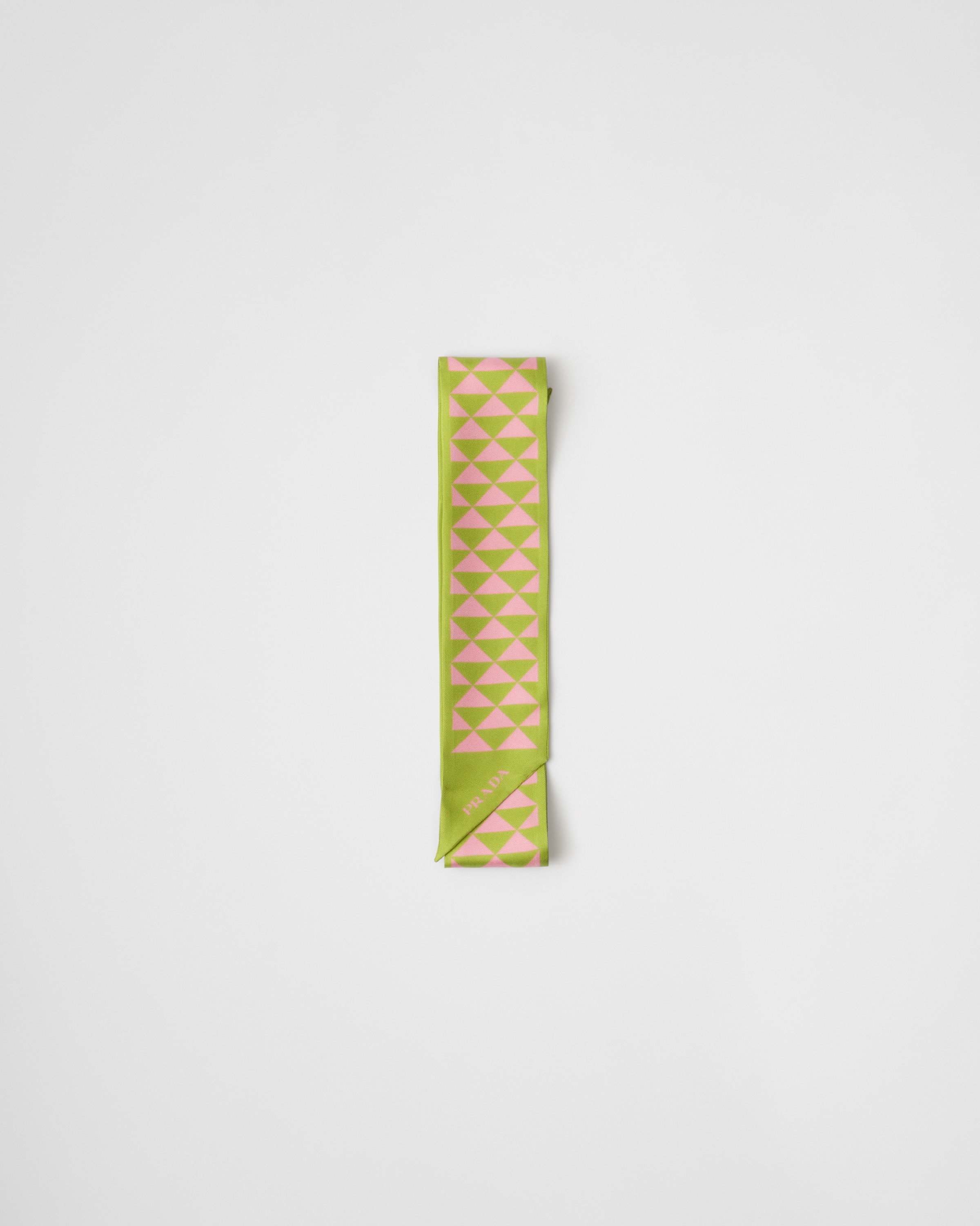 

Шелковый галстук с принтом Prada, салатовый/лепестково-розовый