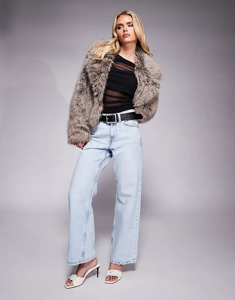 

Джинсы Petite прямого кроя светло-голубого цвета River Island